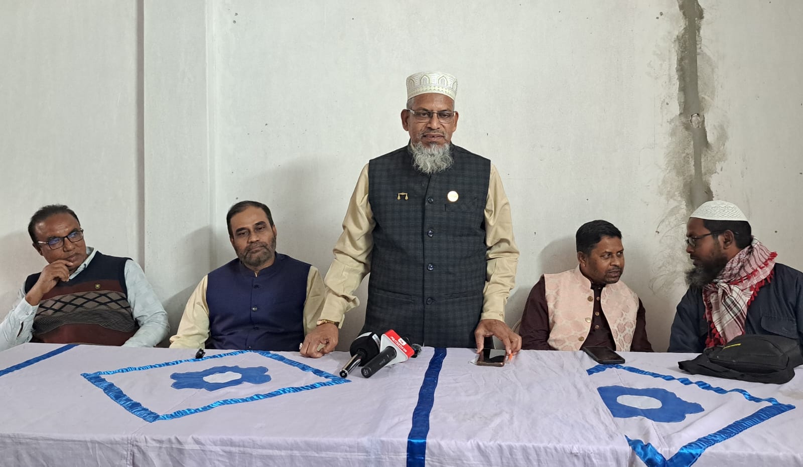 ‘ইসলামের ডিকশনারিতে সংখ্যালঘু বলে কোনো শব্দ নেই’